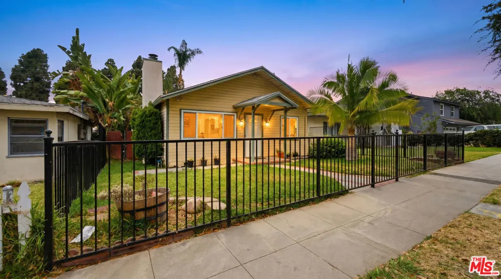 6229 Canobie Avenue Whittier, CA 90601