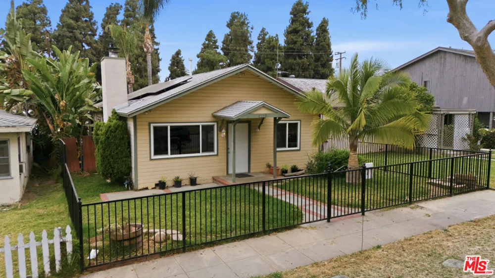 6229 Canobie Avenue Whittier, CA 90601
