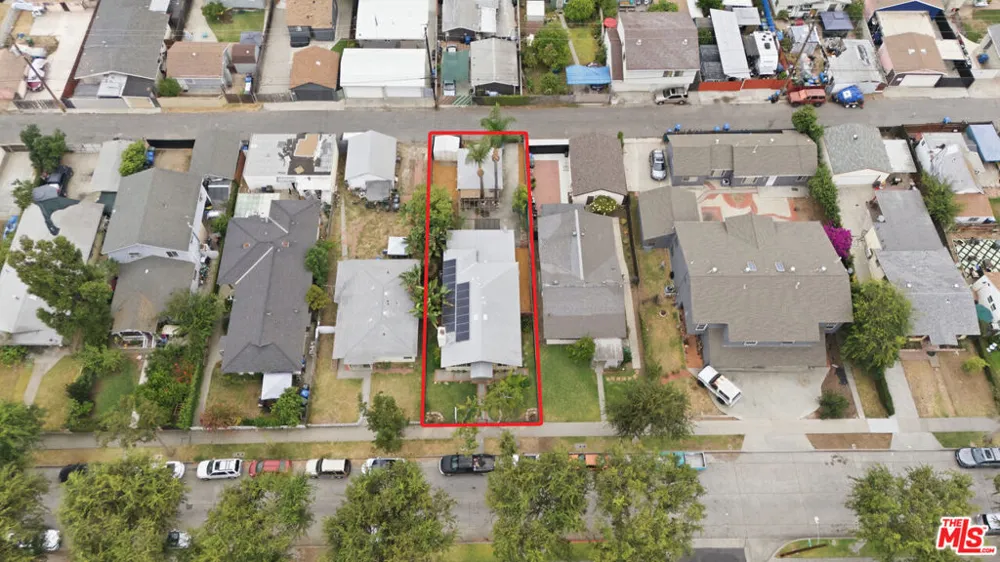 6229 Canobie Avenue Whittier, CA 90601