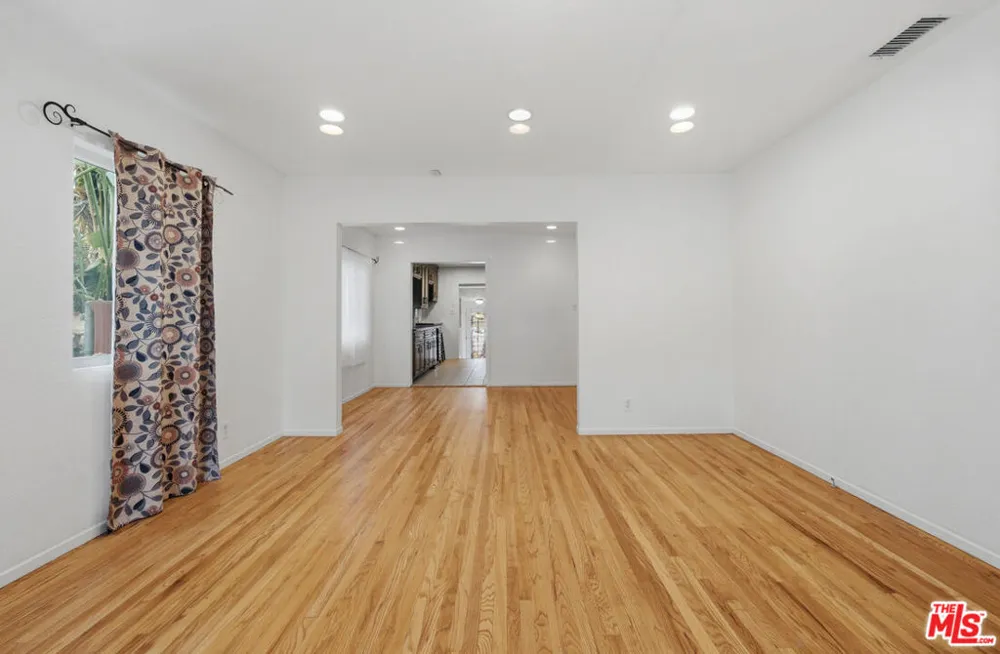 6229 Canobie Avenue Whittier, CA 90601