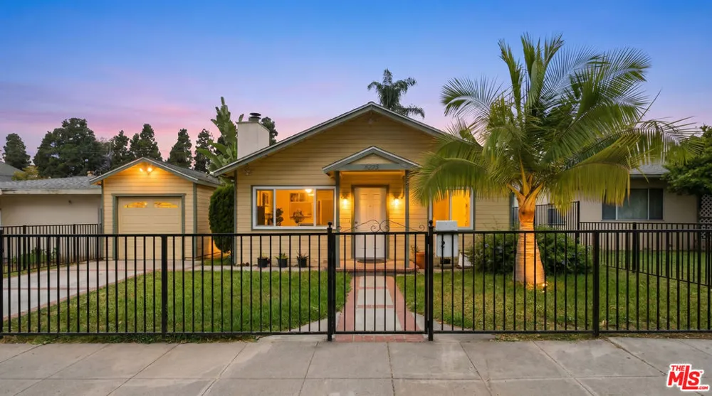 6229 Canobie Avenue Whittier, CA 90601