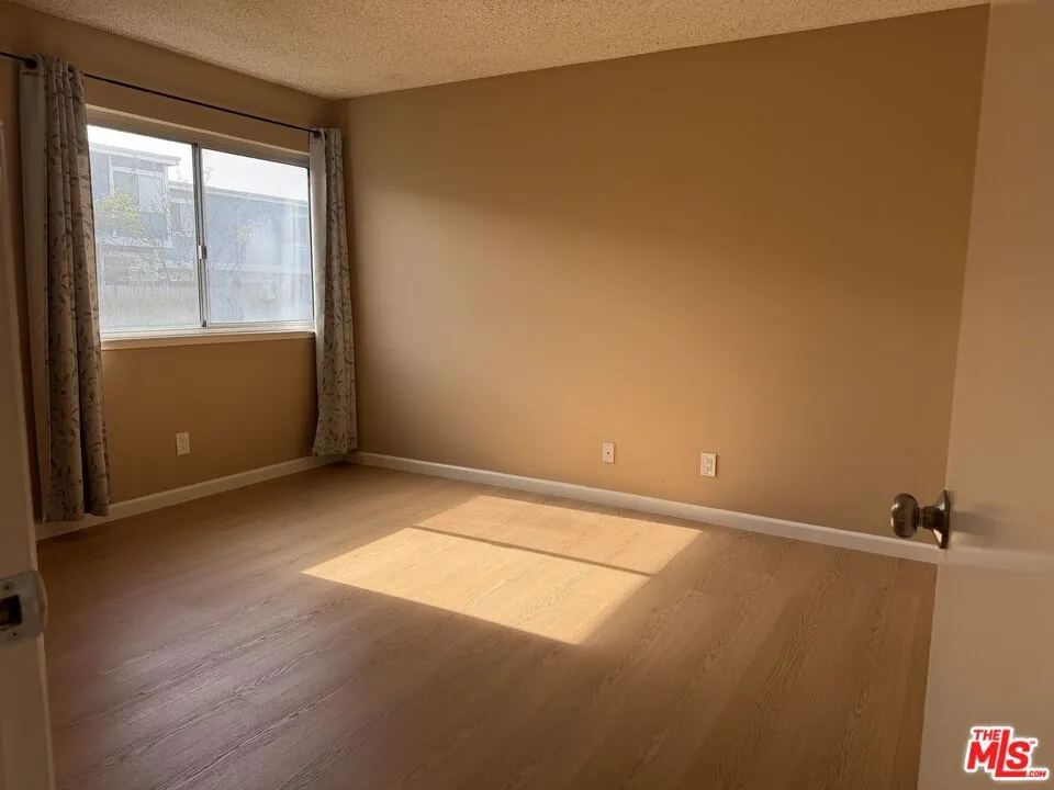 3755 Radburn Drive South San Francisco, CA 94080