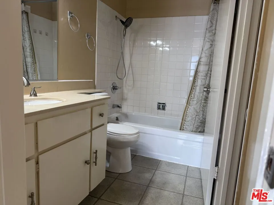3755 Radburn Drive South San Francisco, CA 94080