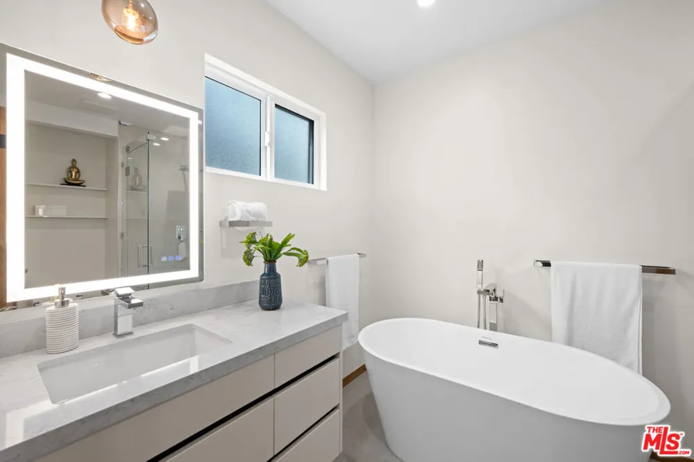348 S Orange Drive Los Angeles, CA 90036