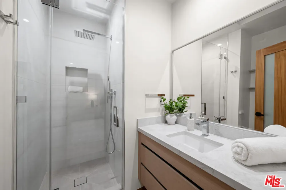 348 S Orange Drive Los Angeles, CA 90036