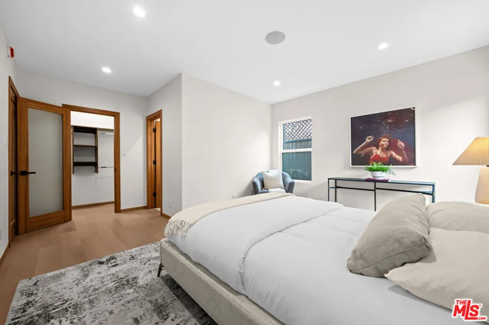 348 S Orange Drive Los Angeles, CA 90036