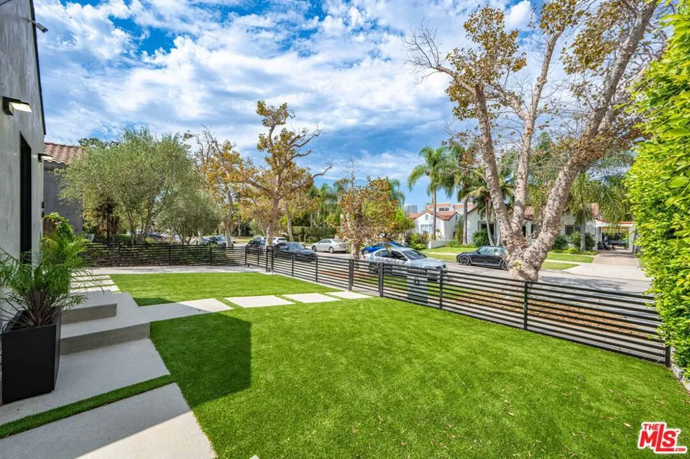 348 S Orange Drive Los Angeles, CA 90036