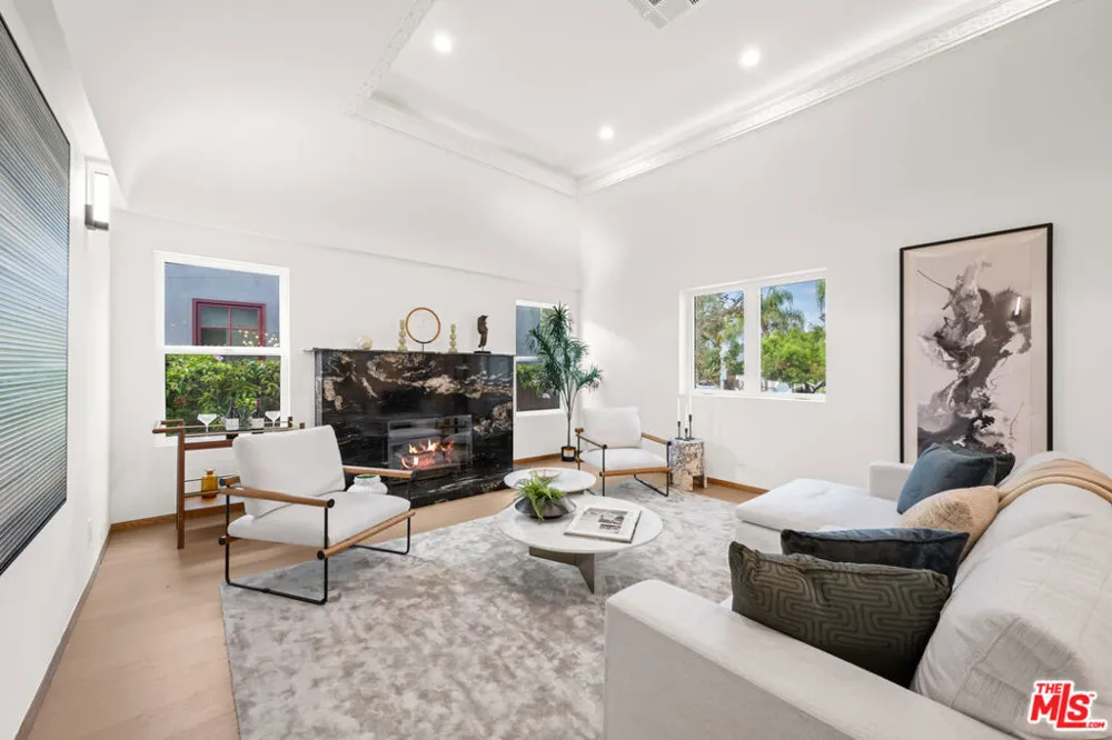 348 S Orange Drive Los Angeles, CA 90036