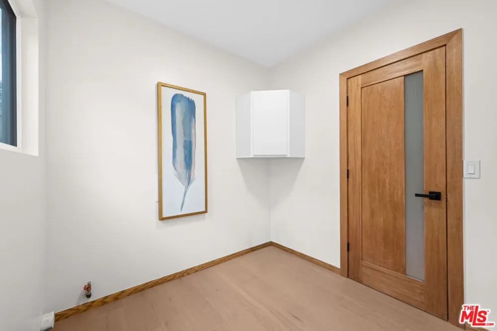 348 S Orange Drive Los Angeles, CA 90036