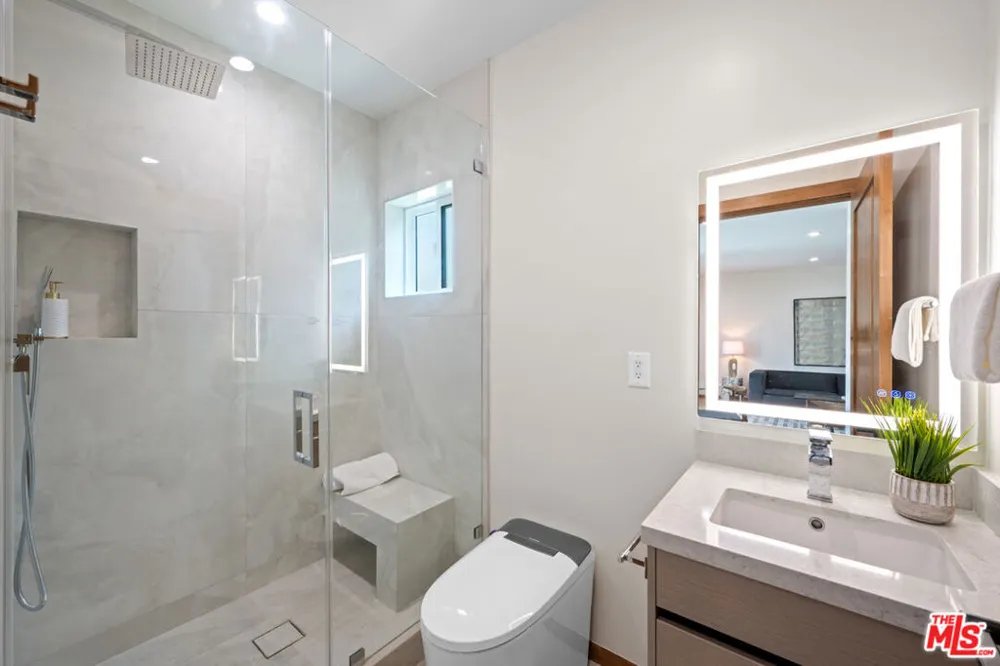 348 S Orange Drive Los Angeles, CA 90036
