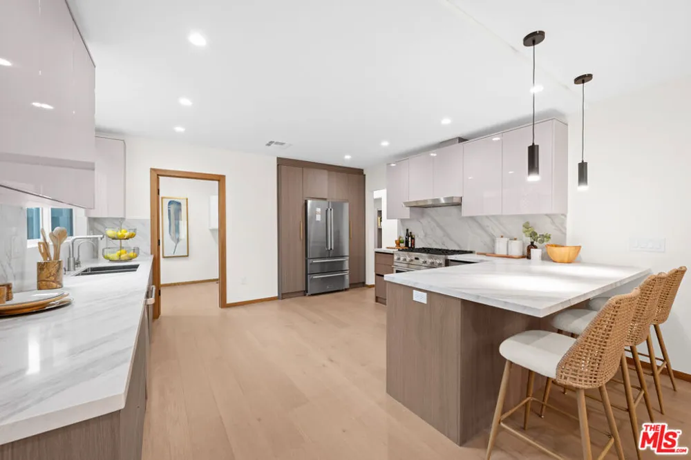 348 S Orange Drive Los Angeles, CA 90036