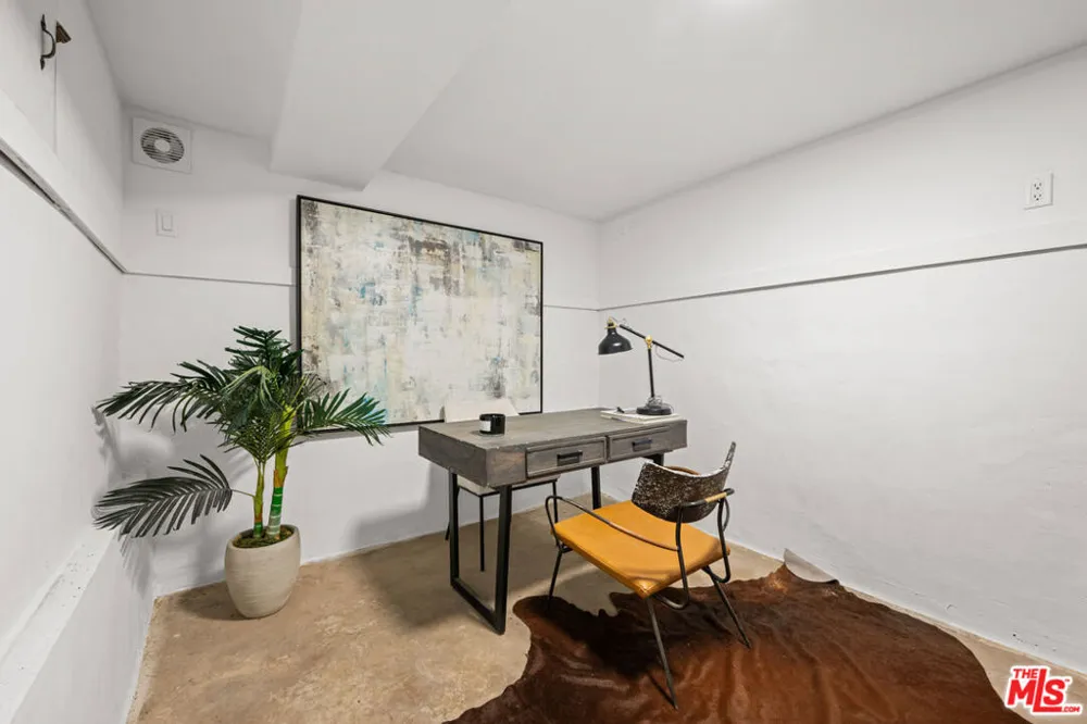 348 S Orange Drive Los Angeles, CA 90036