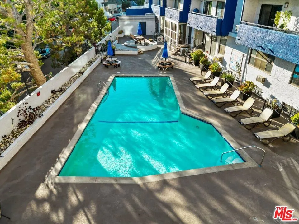 10982 Roebling Avenue #423 Los Angeles, CA 90024