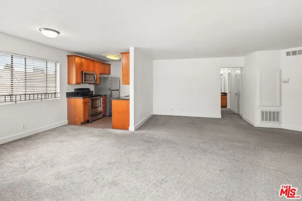 10982 Roebling Avenue #423 Los Angeles, CA 90024