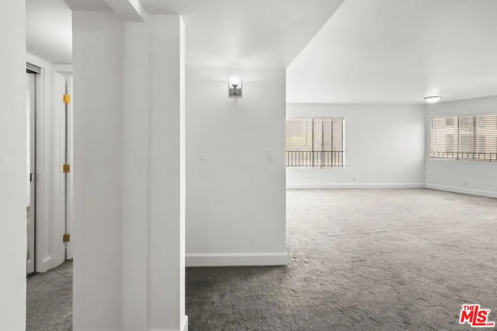 10982 Roebling Avenue #423 Los Angeles, CA 90024