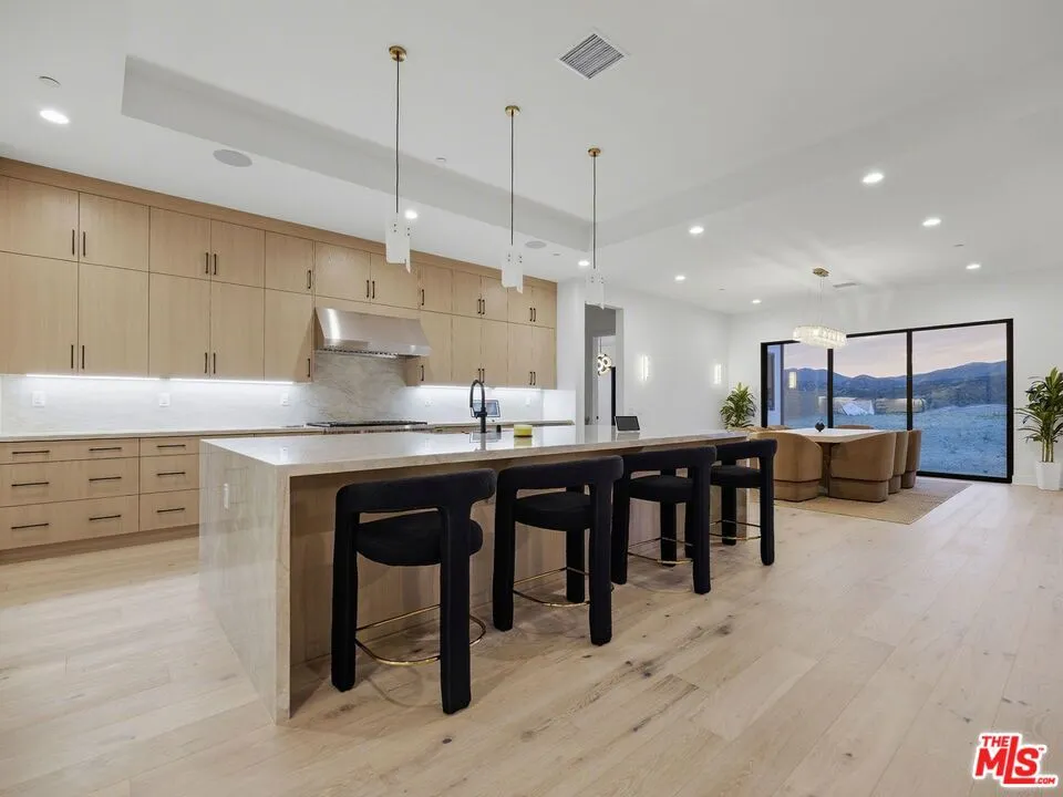 12061 Northstar Lane Porter Ranch, CA 91326