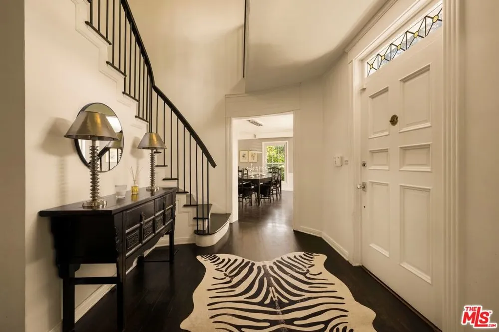 1409 Club View Drive Los Angeles, CA 90024