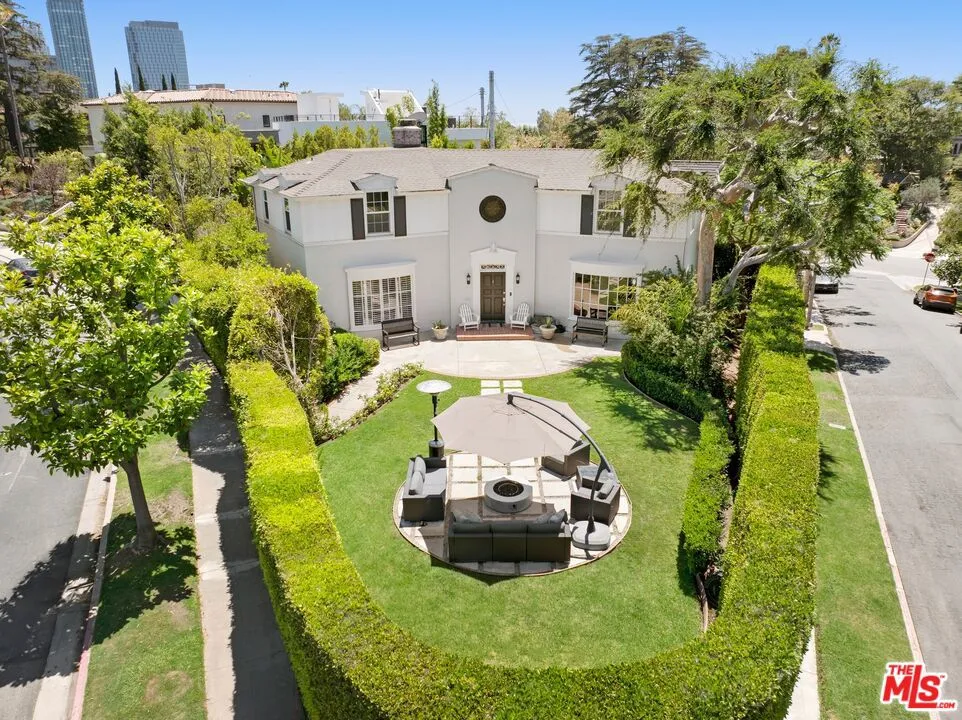 1409 Club View Drive Los Angeles, CA 90024