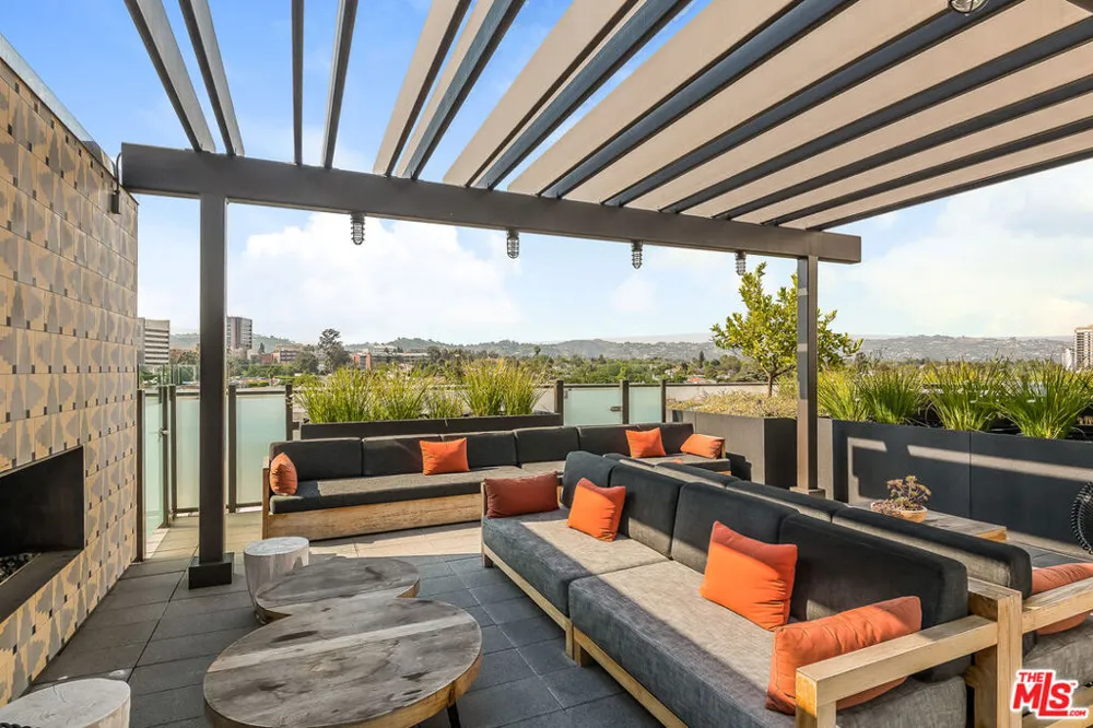 10777 Wilshire Boulevard #404 Los Angeles, CA 90024