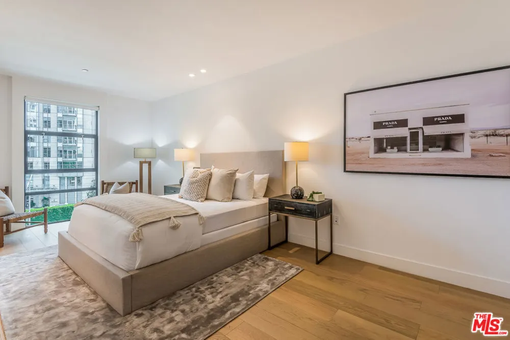 10777 Wilshire Boulevard #404 Los Angeles, CA 90024