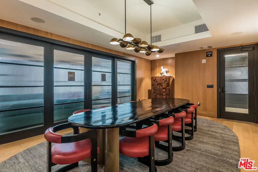 10777 Wilshire Boulevard #404 Los Angeles, CA 90024