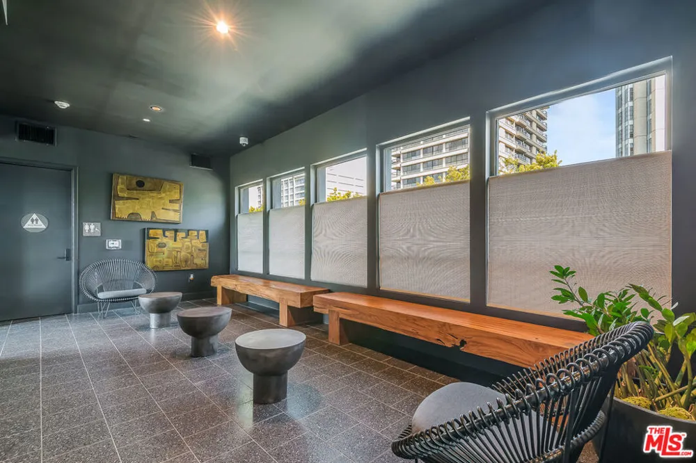 10777 Wilshire Boulevard #404 Los Angeles, CA 90024