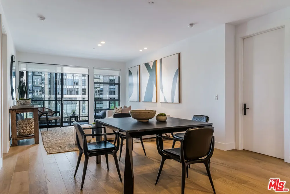 10777 Wilshire Boulevard #404 Los Angeles, CA 90024