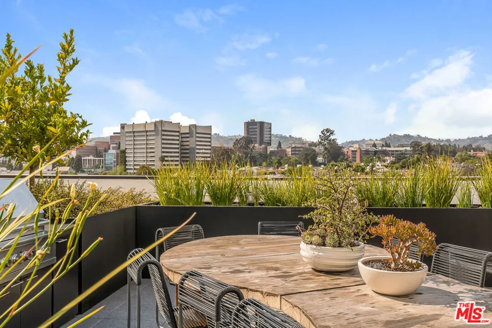 10777 Wilshire Boulevard #404 Los Angeles, CA 90024