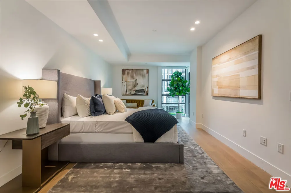 10777 Wilshire Boulevard #404 Los Angeles, CA 90024