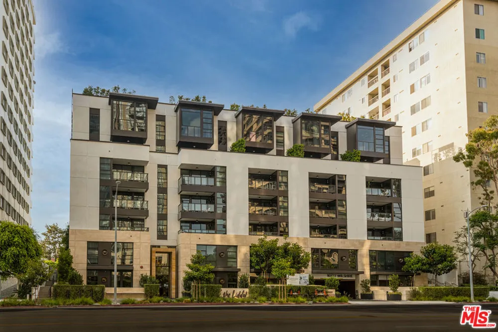 10777 Wilshire Boulevard #404 Los Angeles, CA 90024
