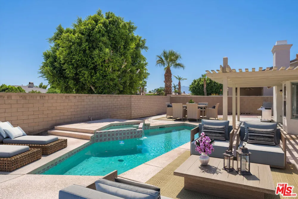 30488 Colonial Drive Cathedral City, CA 92234