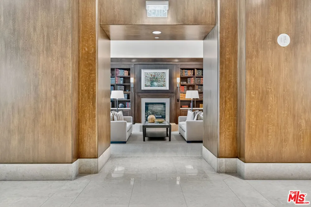 10727 Wilshire Boulevard #1802 Los Angeles, CA 90024