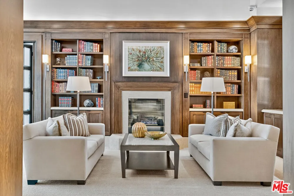 10727 Wilshire Boulevard #1802 Los Angeles, CA 90024