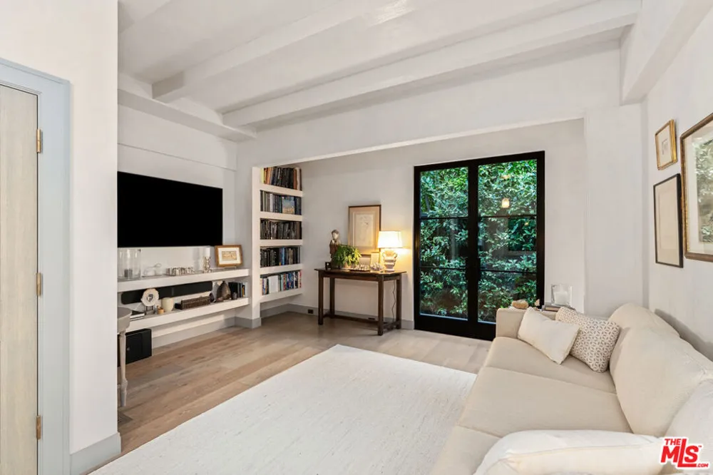 27218 Pacific Coast Highway Malibu, CA 90265