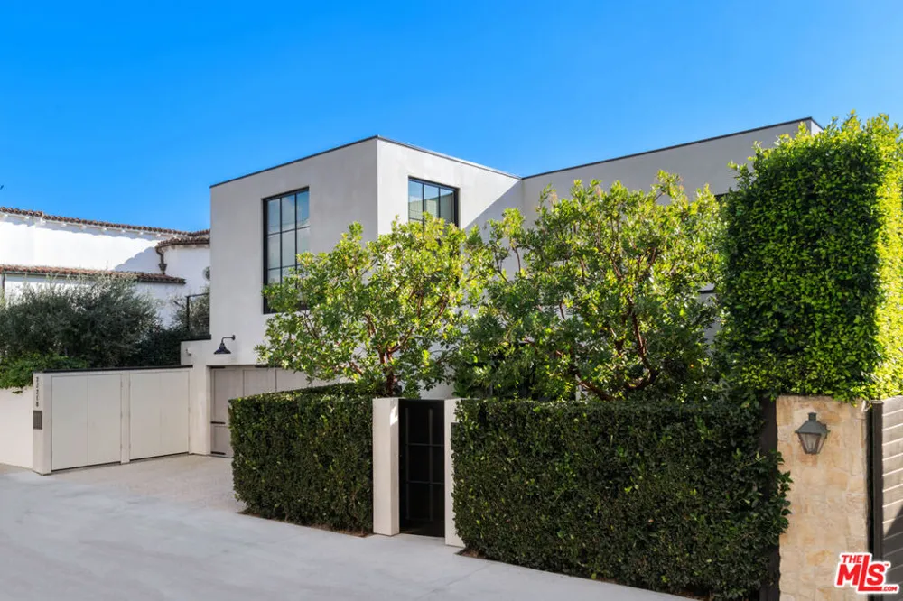 27218 Pacific Coast Highway Malibu, CA 90265