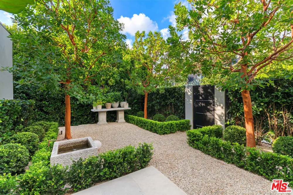 27218 Pacific Coast Highway Malibu, CA 90265