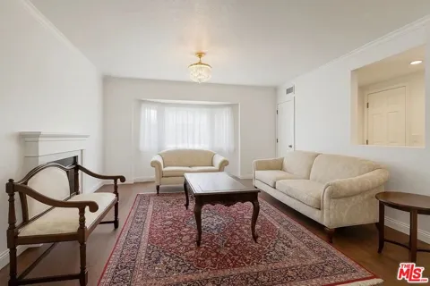 21620 Burbank Boulevard #9