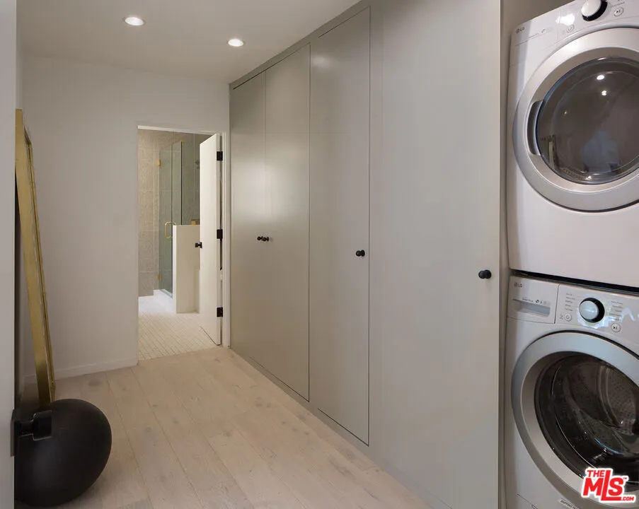 8917 E Cynthia Street #2 West Hollywood, CA 90069