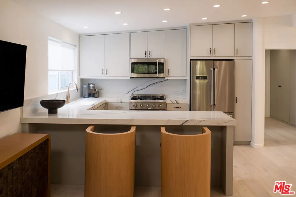 8917 E Cynthia Street #2 West Hollywood, CA 90069