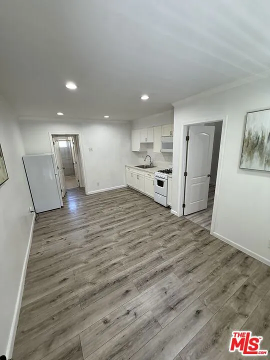 2922 S Budlong Avenue #9 Los Angeles, CA 90007