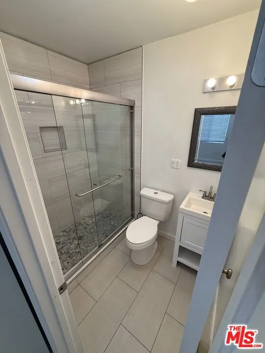 2922 S Budlong Avenue #9 Los Angeles, CA 90007