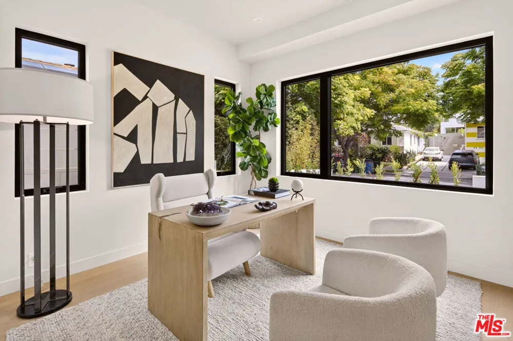 12035 Navy Street Los Angeles, CA 90066