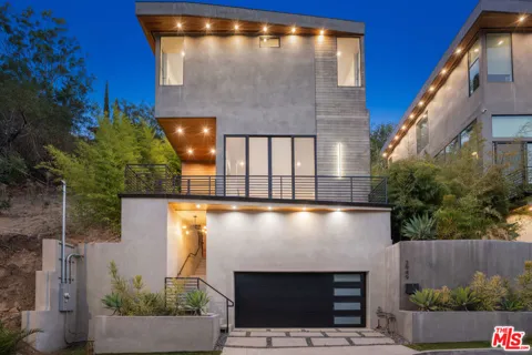 3949 Glenalbyn Drive