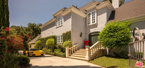 3891 Sepulveda Boulevard