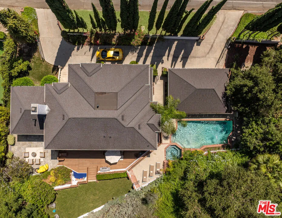 3891 Sepulveda Boulevard Sherman Oaks, CA 91403