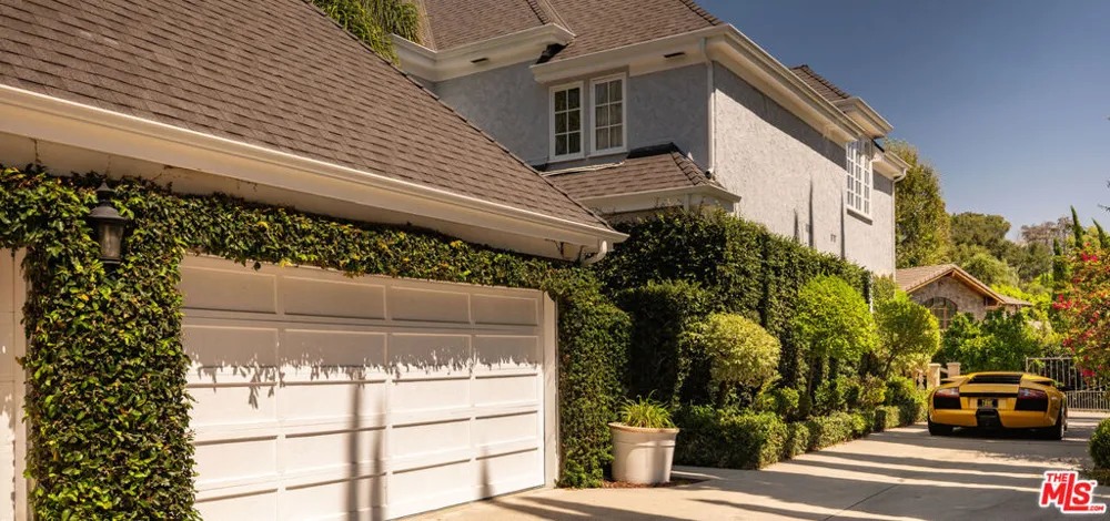 3891 Sepulveda Boulevard Sherman Oaks, CA 91403