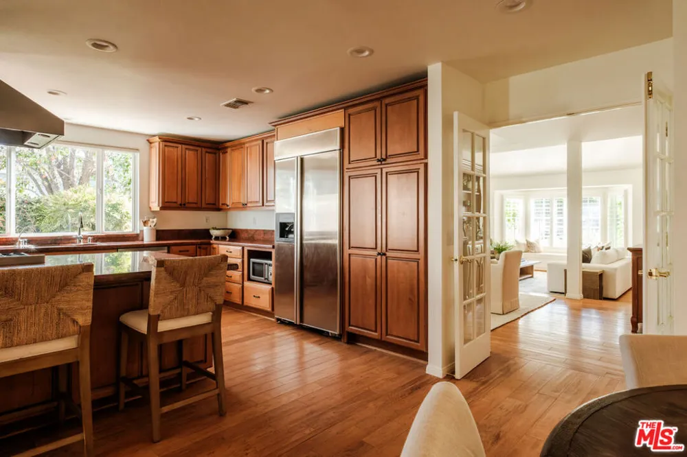 5744 Hempstead Drive Agoura Hills, CA 91301