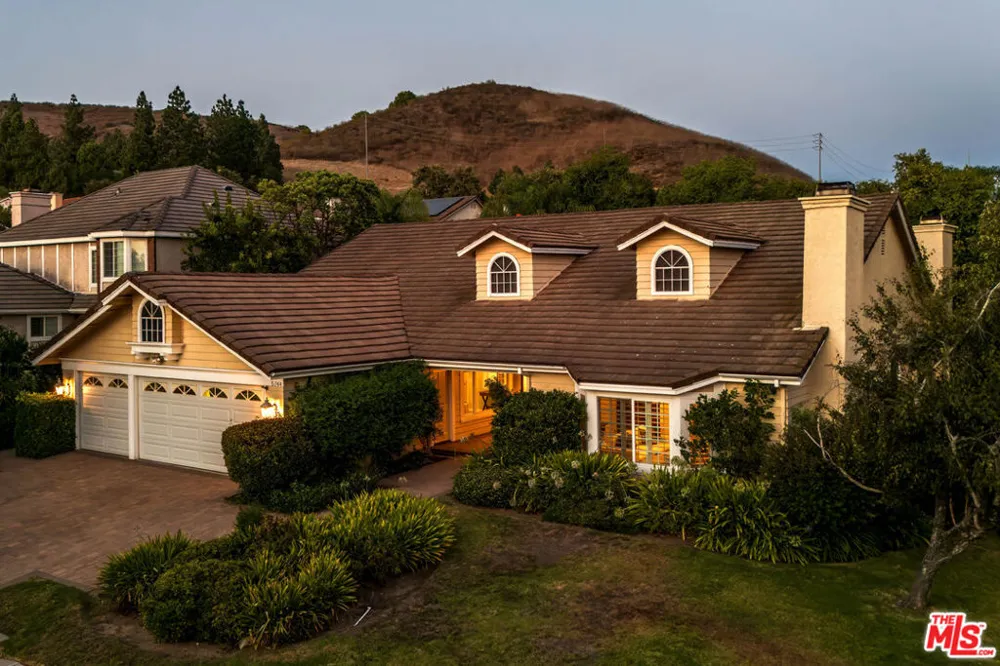 5744 Hempstead Drive Agoura Hills, CA 91301