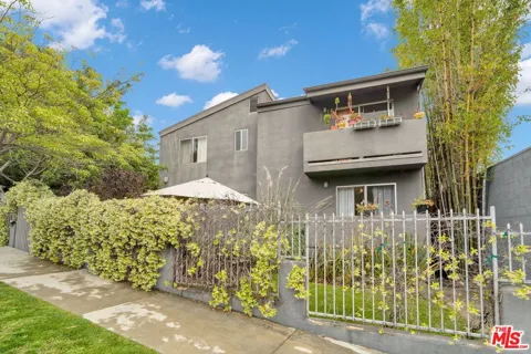 2714 Auburn Street #6