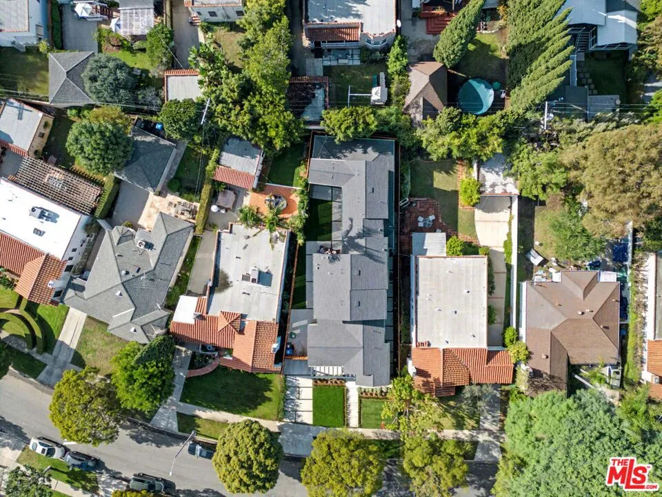 1823 S Shenandoah Street Los Angeles, CA 90035